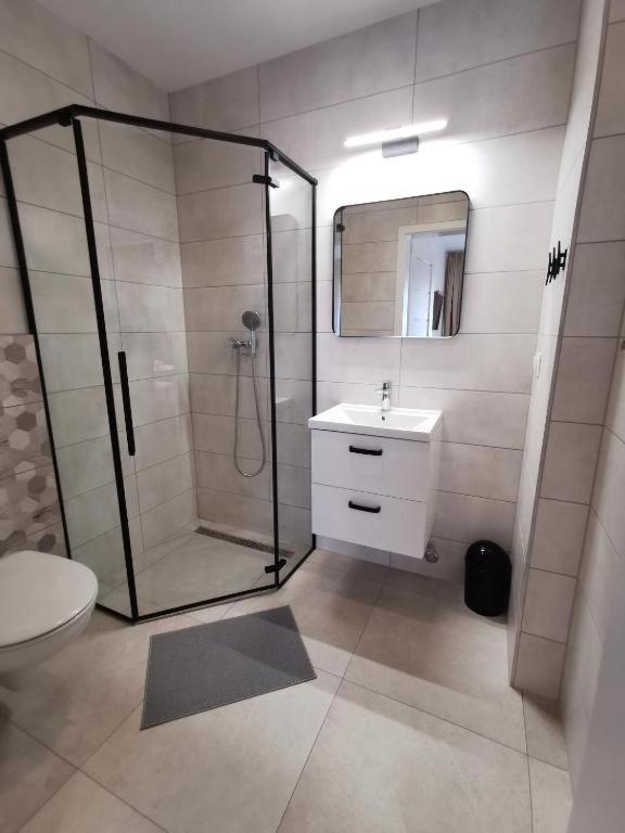 Dom Goscinny Z Restauracja - Rejs Dziwnów المظهر الخارجي الصورة